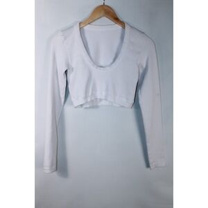 ALO Yoga Women's Small? White Long Sleeve Ribbed Crop Top